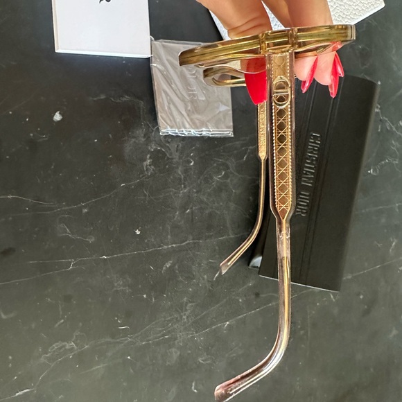 Christian Dior sunglasses - Picture 5 of 7